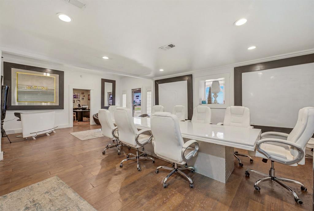 B R Add - Commercial Sale