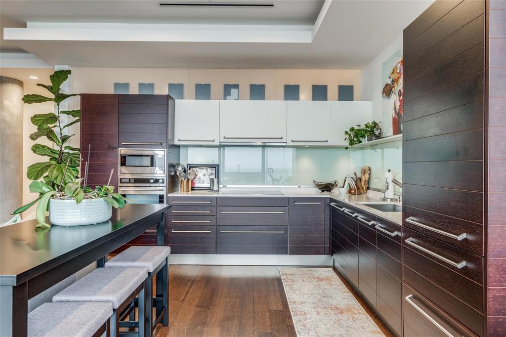 South Tower Residences - Residential