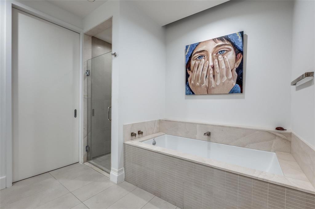 South Tower Residences - Residential