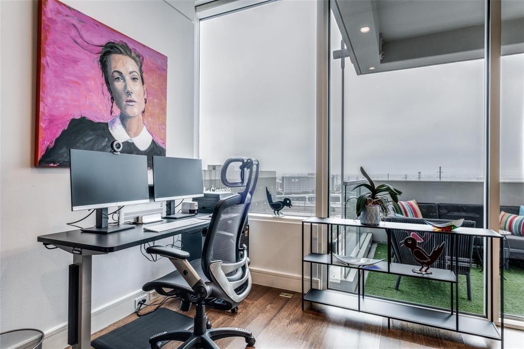 South Tower Residences - Residential