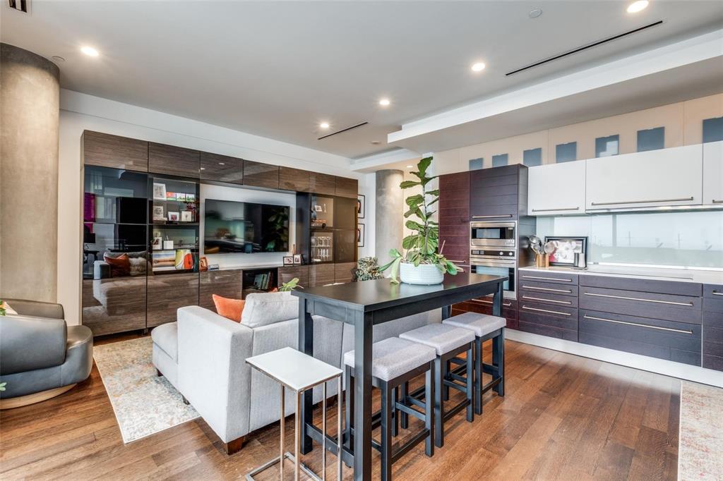 South Tower Residences - Residential