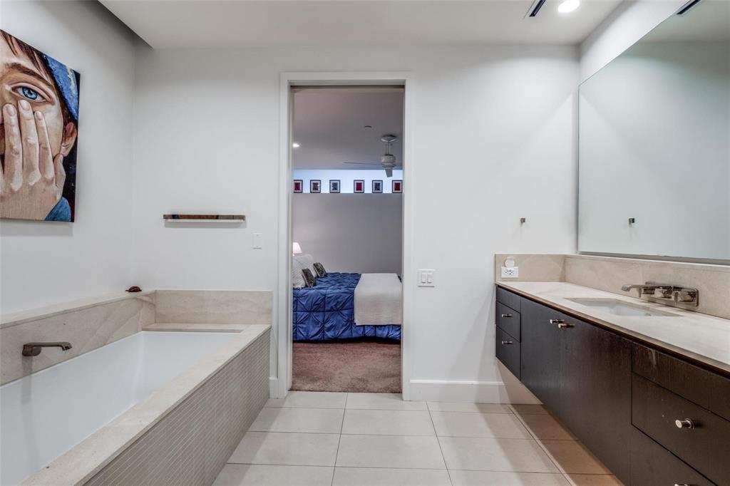 South Tower Residences - Residential