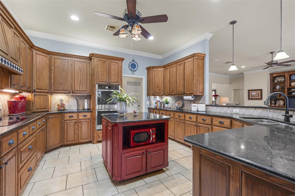Three 17 River Oaks - Residential