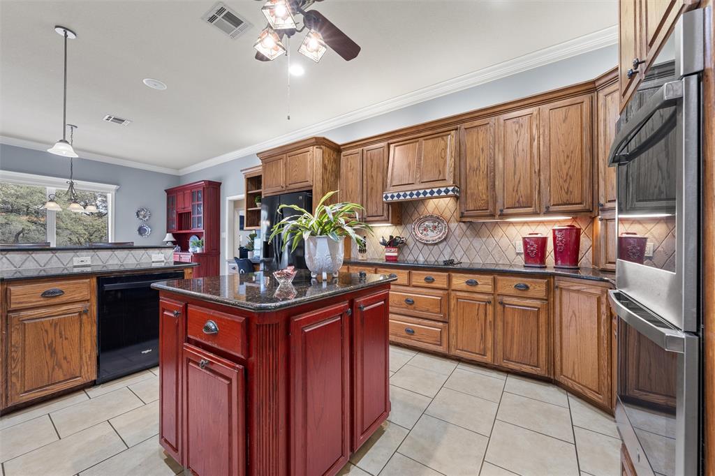 Three 17 River Oaks - Residential