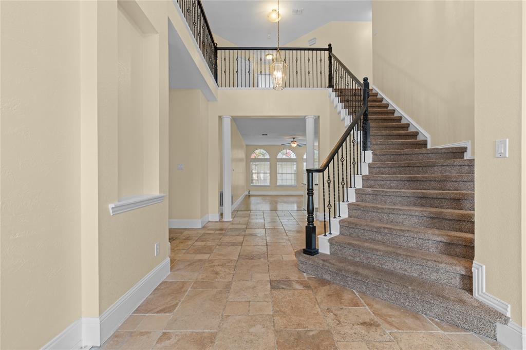 Stone Creek Estate - Residential