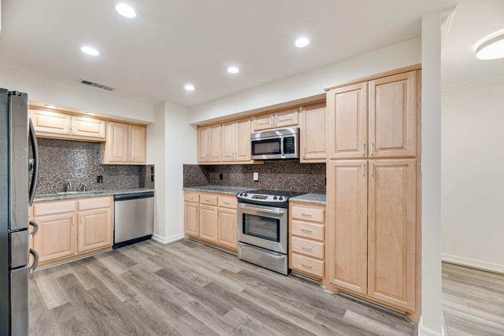 Bonaventure Condo - Residential