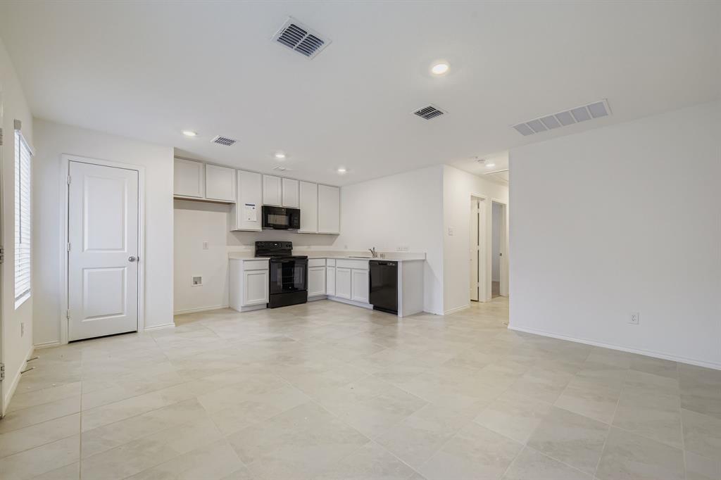 Risinger Court Condos - Residential