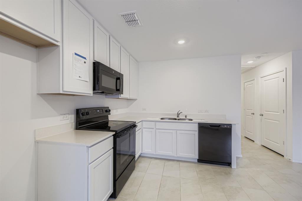 Risinger Court Condos - Residential