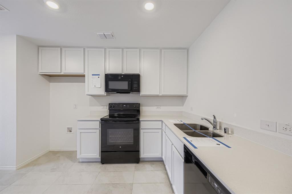 Risinger Court Condos - Residential