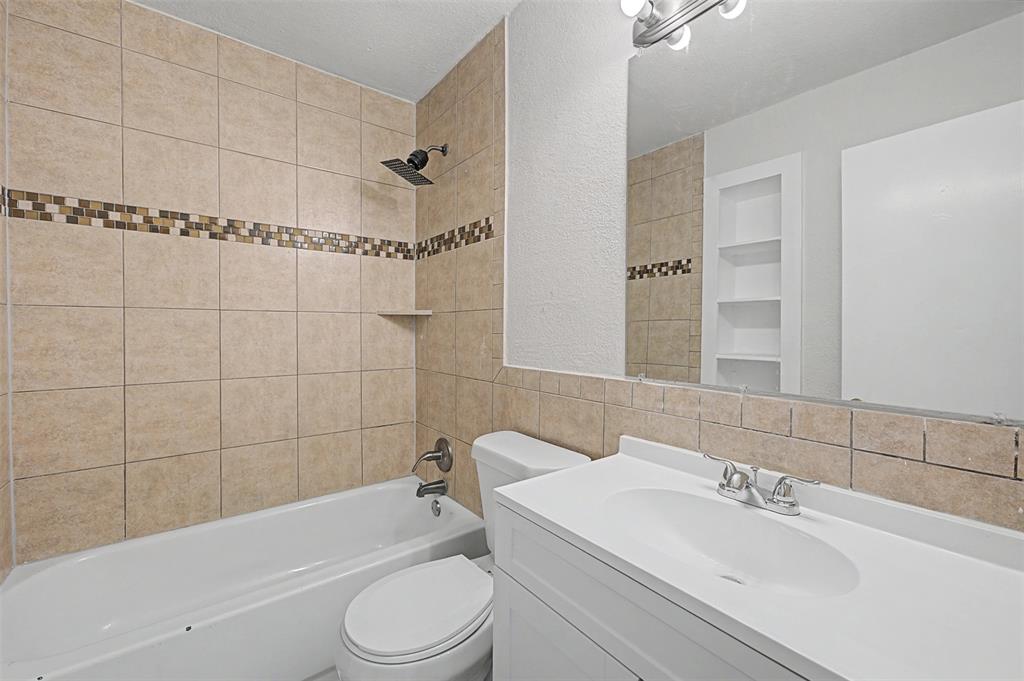 Redford Place Add - Residential Income