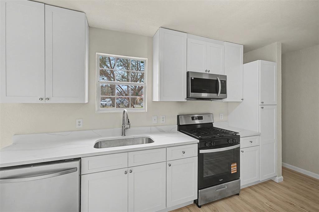 Redford Place Add - Residential Income