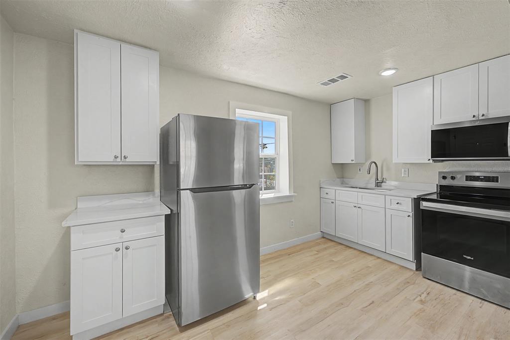 Redford Place Add - Residential Income