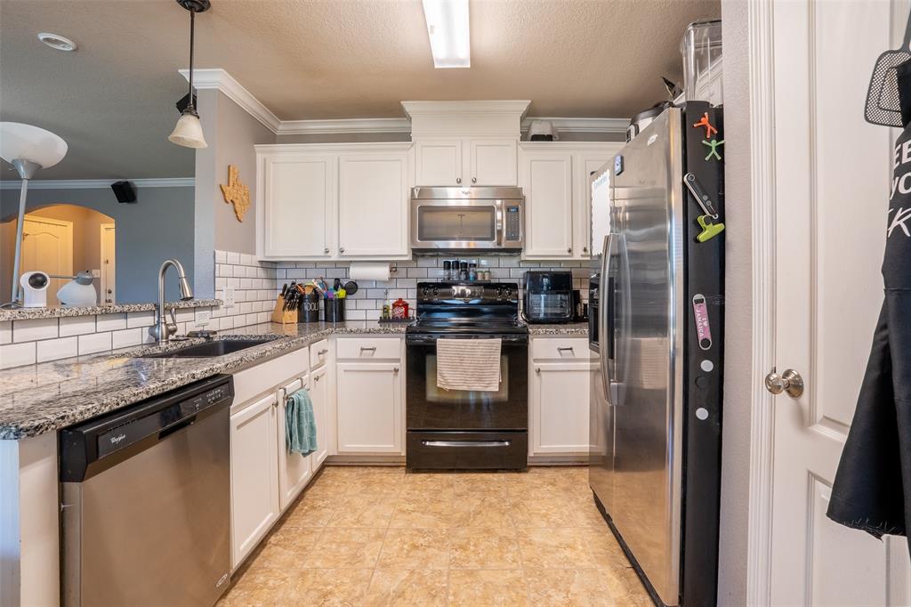Hampton Place Burleson - Residential