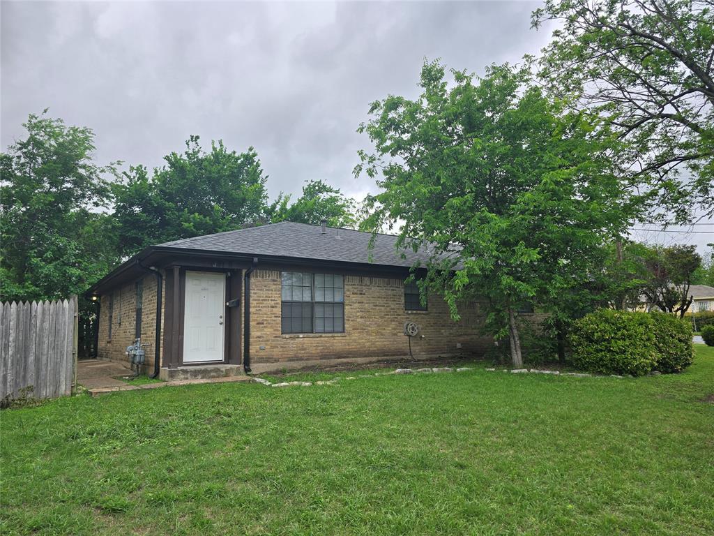Located at 1501 South 29th Street, Units A & B in Waco, Texas, this two-unit duplex presents a compelling investment opportunity with upside in rental income. Each unit offers approximately 829 SF, making the property well-suited for long-term tenants or potential repositioning.

The property has seen significant recent capital improvements, greatly reducing near-term maintenance concerns. Updates include foundation work completed in 2025, new HVAC systems, new water heaters, and updated flooring. Most recently, in April 2026, both the roof and gutters were replaced. The most recent rented unit was rented out for $1,300 per month — providing immediate income with built-in upside.

Zoned C-2: Commercial (Beverly Hills), the property offers additional flexibility for future use or redevelopment. Its location near a heavy retail corridor and adjacent to South Waco Park enhances tenant appeal and long-term value.

Financials are available upon request. Offered at an asking price of $259,900, with 2025 taxes of $2,567.58, this property represents an attractive option for investors seeking a stabilized asset with value-add potential in a growing Waco submarket.