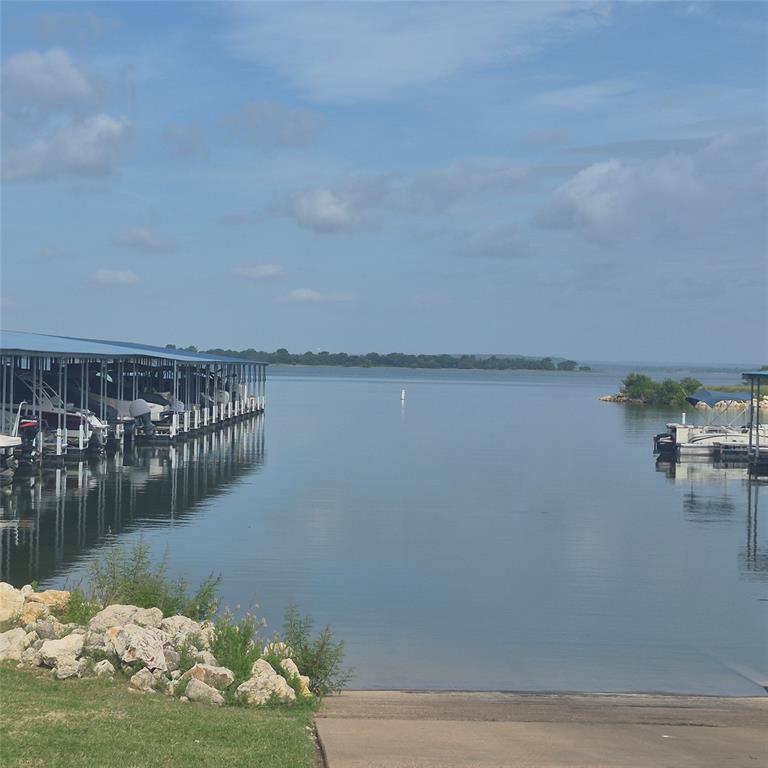 White Bluff #24 - Land