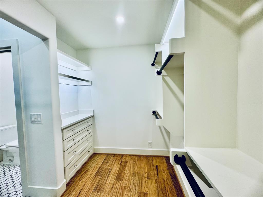 Prestonwood - Residential