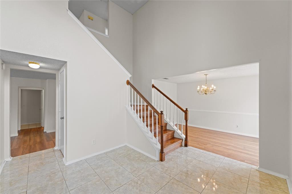 Creekside At High Pointe - Residential