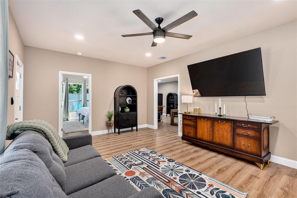T T Bradley Add - Residential
