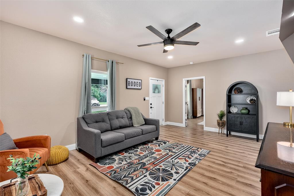 T T Bradley Add - Residential
