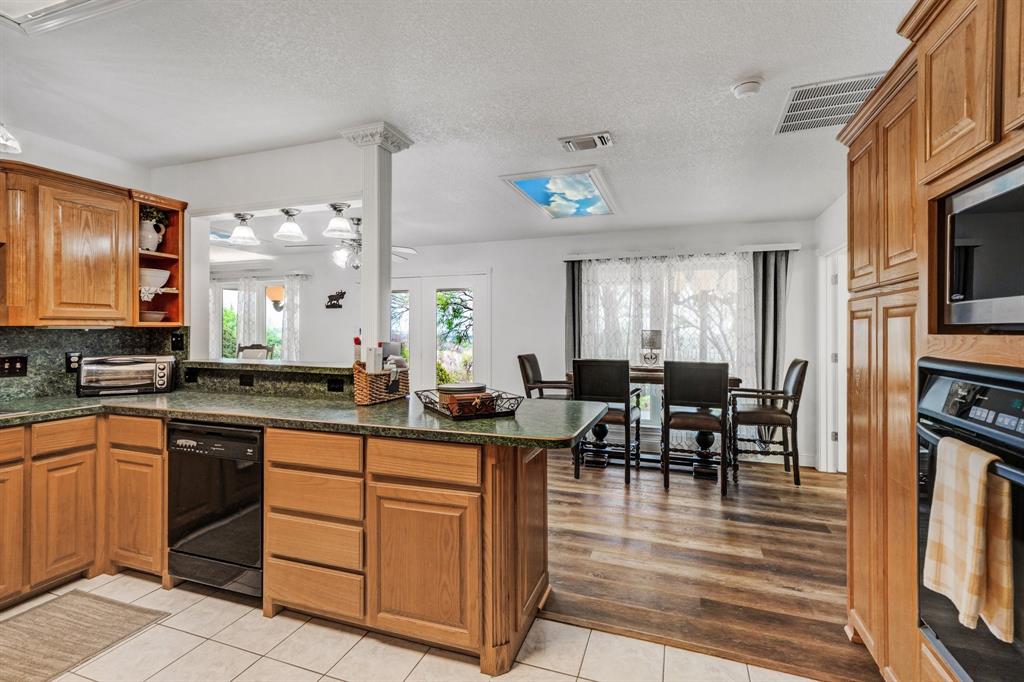HT Henry AKA Lodal Land Tr 7 - Residential