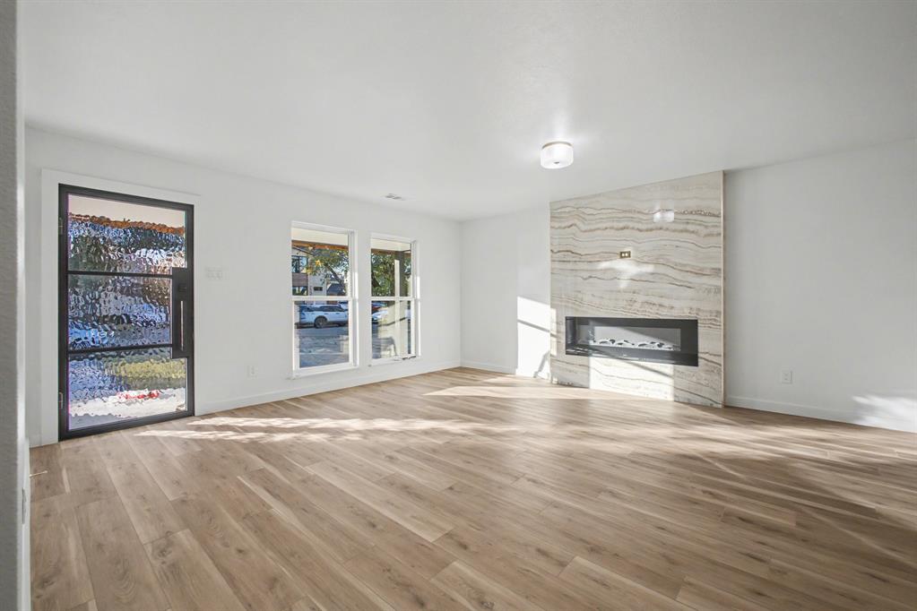 Lovers Lane Heights - Residential