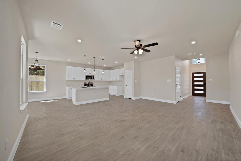 Canyon Creek III - Residential