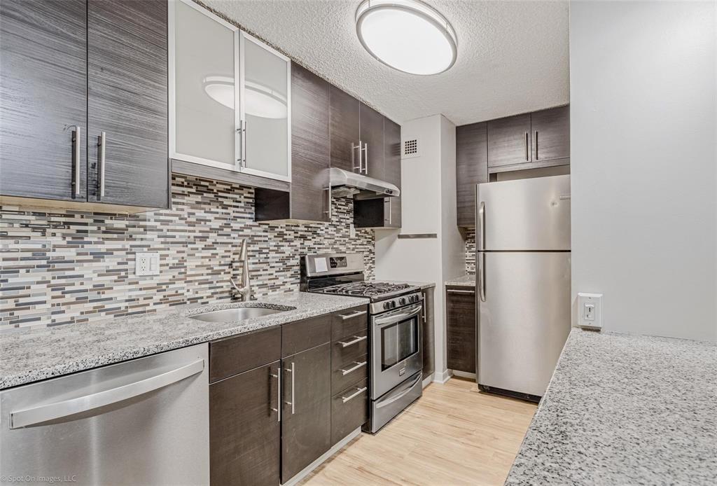 Twenty 01 Turtle Crk Condo - Residential