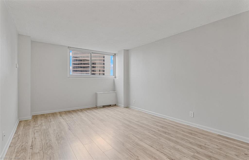Twenty 01 Turtle Crk Condo - Residential