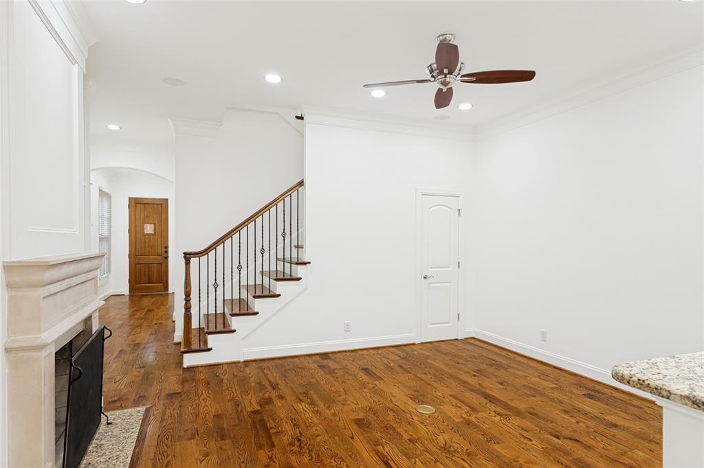 Chamberlain Arlington Heights - Residential