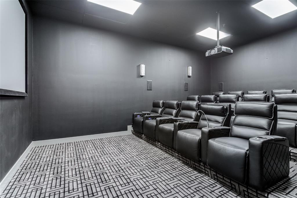 ElmStreetCondo1505 - Residential