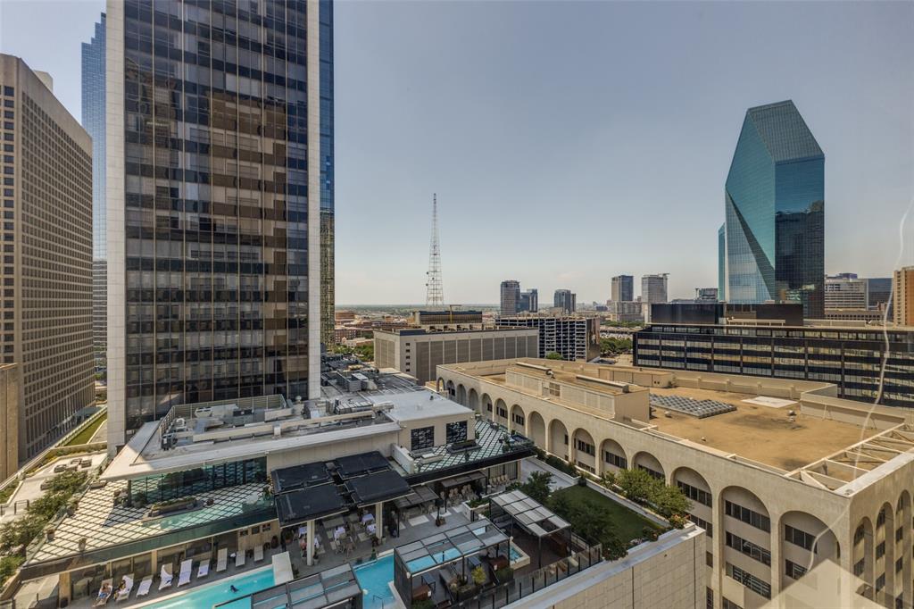 ElmStreetCondo1505 - Residential