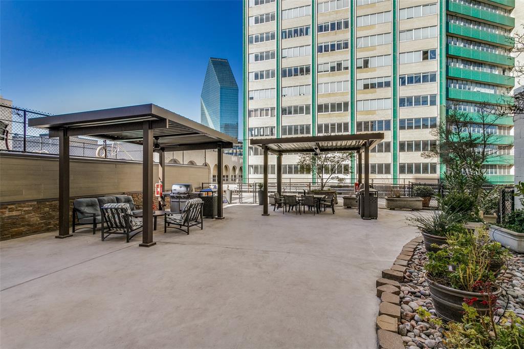 ElmStreetCondo1505 - Residential
