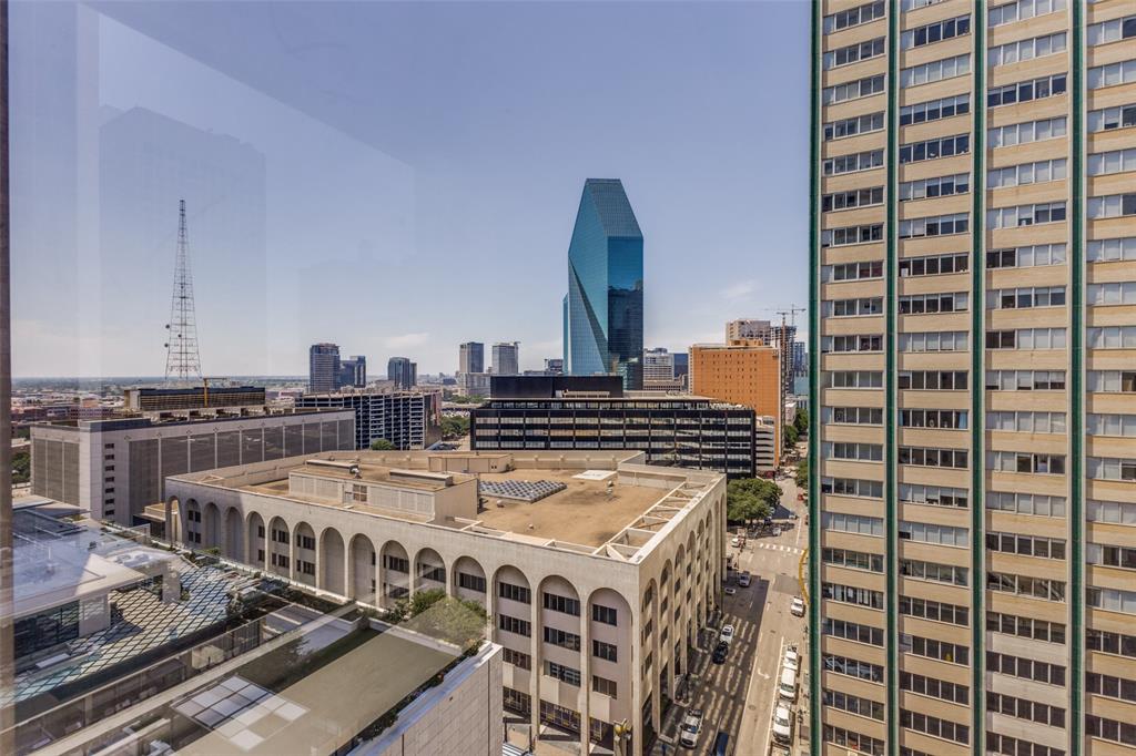 ElmStreetCondo1505 - Residential