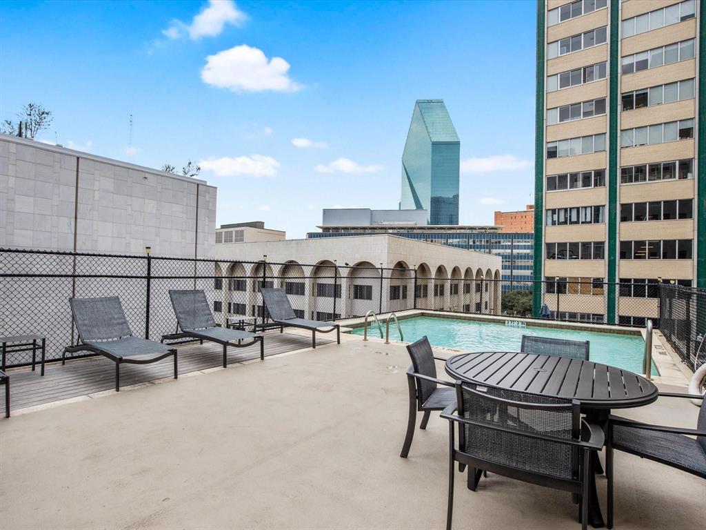 ElmStreetCondo1505 - Residential