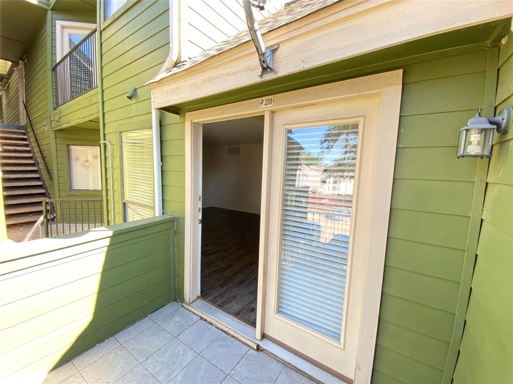Richland Trace Condos - Residential