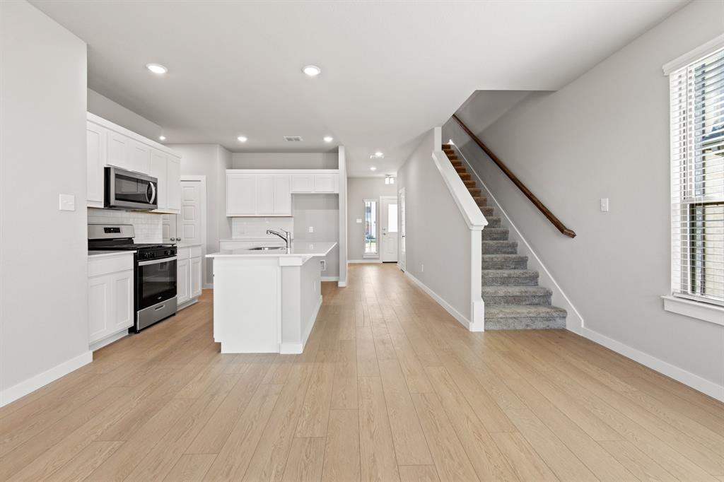 SOUTHRIDGE - Residential