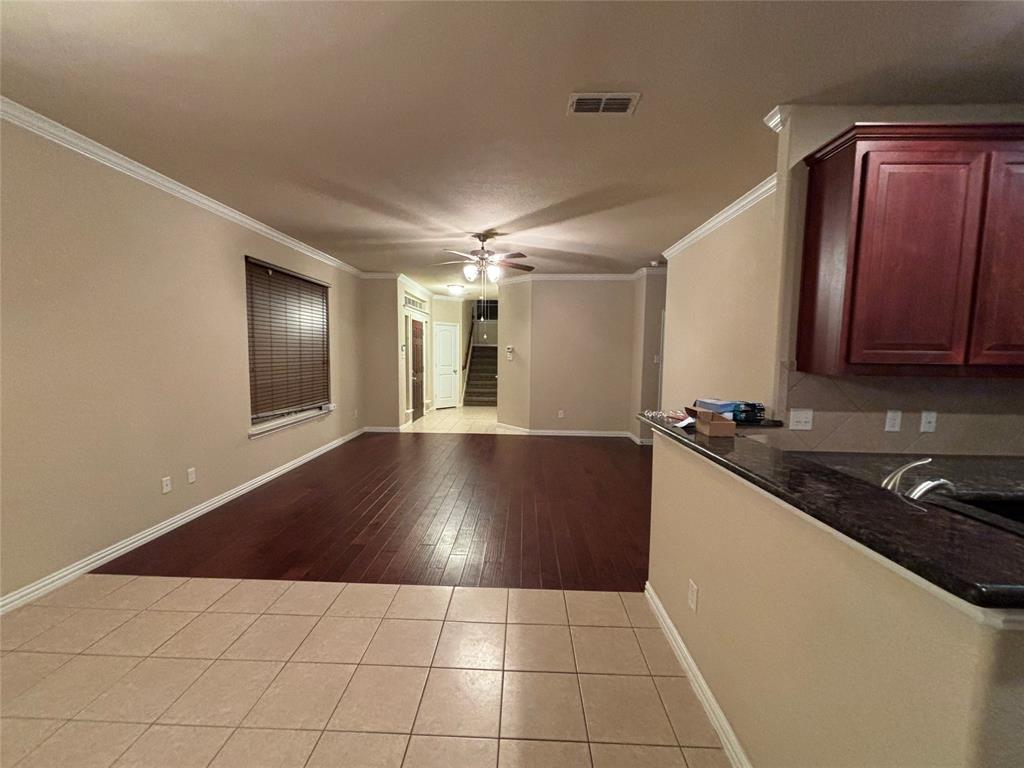 Le Chateau - Residential