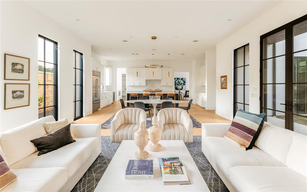 Preston Hollow Village Ph Three - Residential