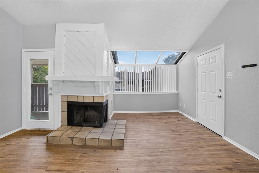 Cantor Park Condo - Residential