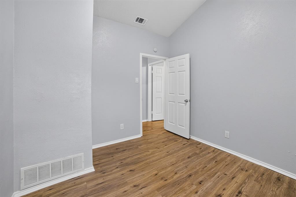 Cantor Park Condo - Residential
