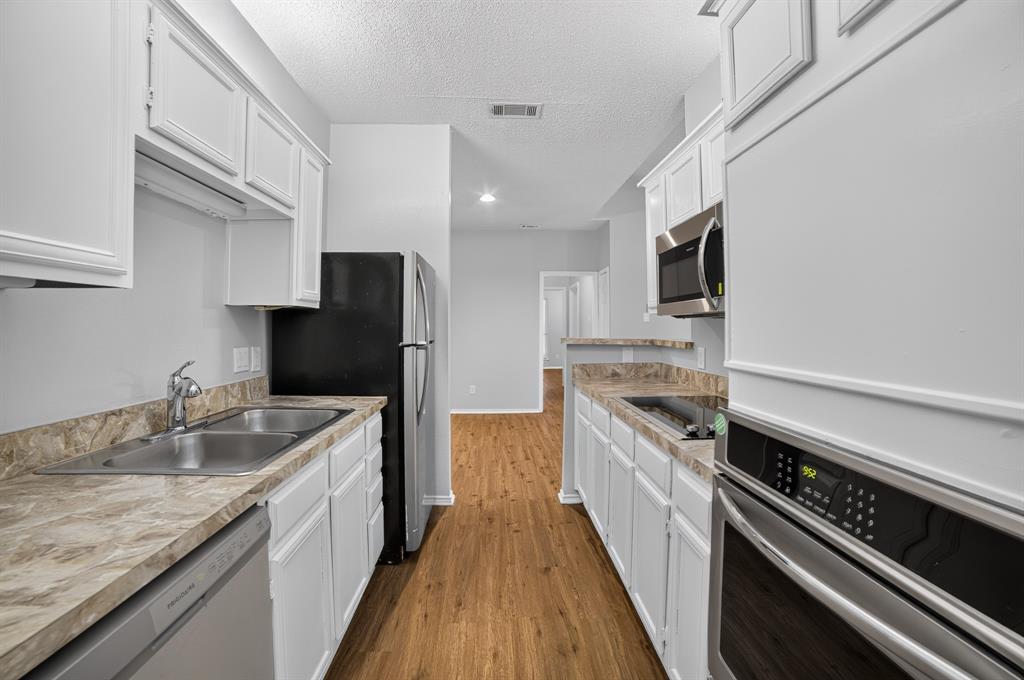 Cantor Park Condo - Residential