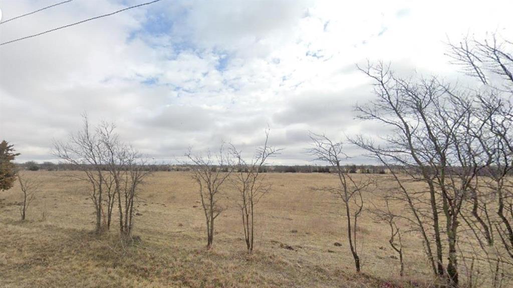 252.123± Acres Unimproved Land Sanger, TX ETJ

Prime 252.123± acre tract of unimproved land located within the Extraterritorial Jurisdiction (ETJ) of Sanger, Texas. Situated at a major intersection in one of the fastest-growing corridors of Denton County, this property offers an exceptional development opportunity. The site features excellent frontage and visibility with convenient access to major thoroughfares, making it well suited for a variety of future uses including residential, commercial, or mixed-use development (subject to approvals). Surrounded by ongoing growth and expanding infrastructure, this tract presents a rare opportunity to acquire a large contiguous acreage in a high-demand North Texas market.