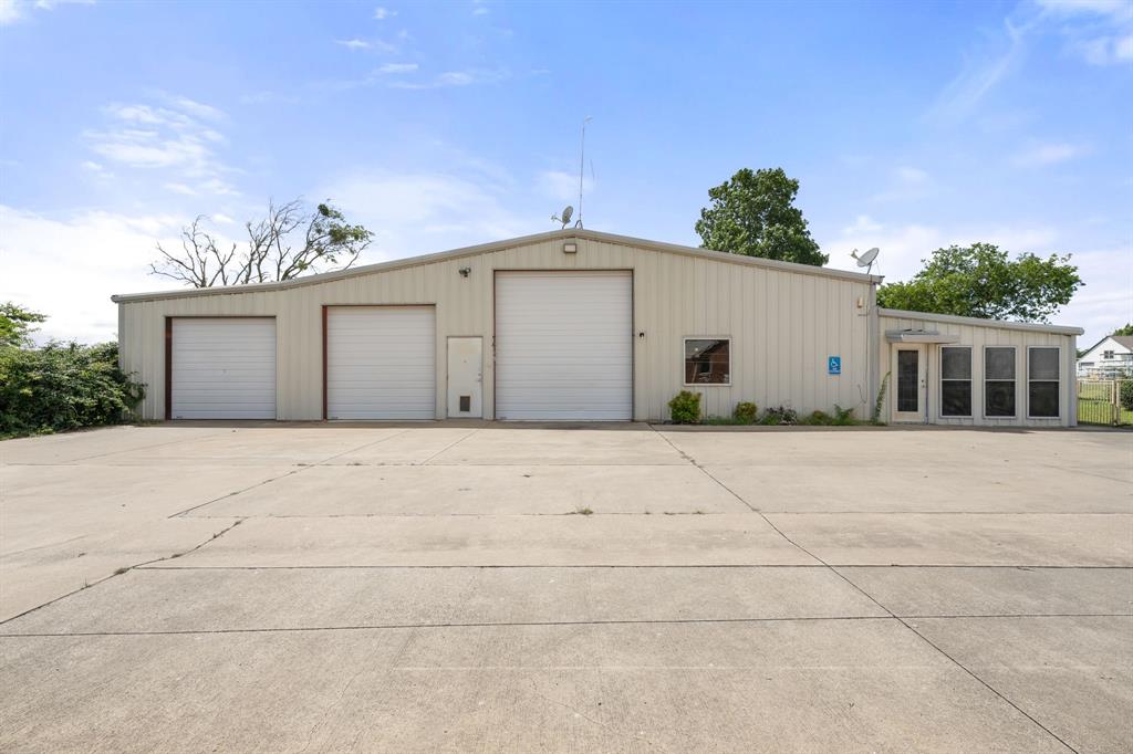 JNO MC CARTER, TRACT 6.12; 15.0 ACRES, & 2 HOUSES - Residential