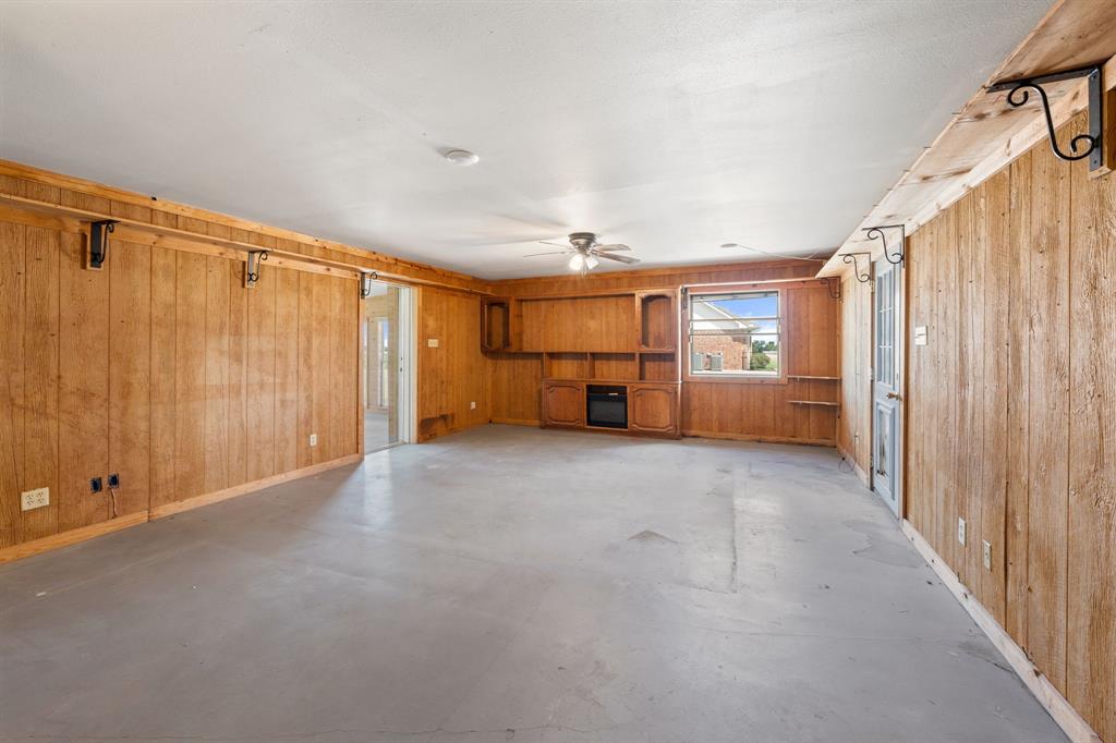 JNO MC CARTER, TRACT 6.12; 15.0 ACRES, & 2 HOUSES - Residential