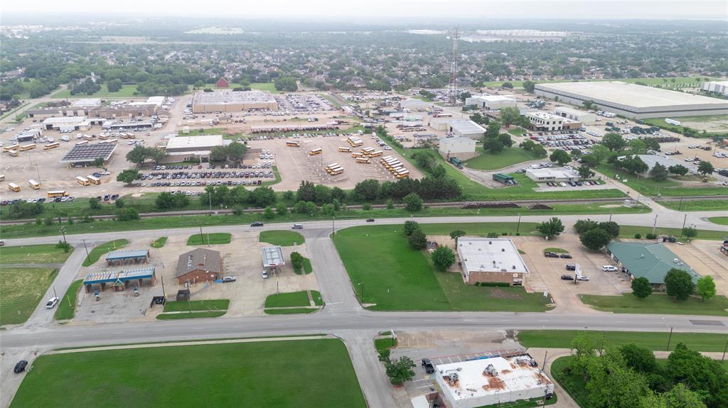 Main Davis Add - Land
