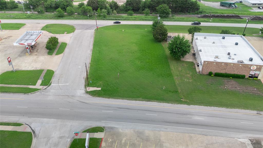 Main Davis Add - Land