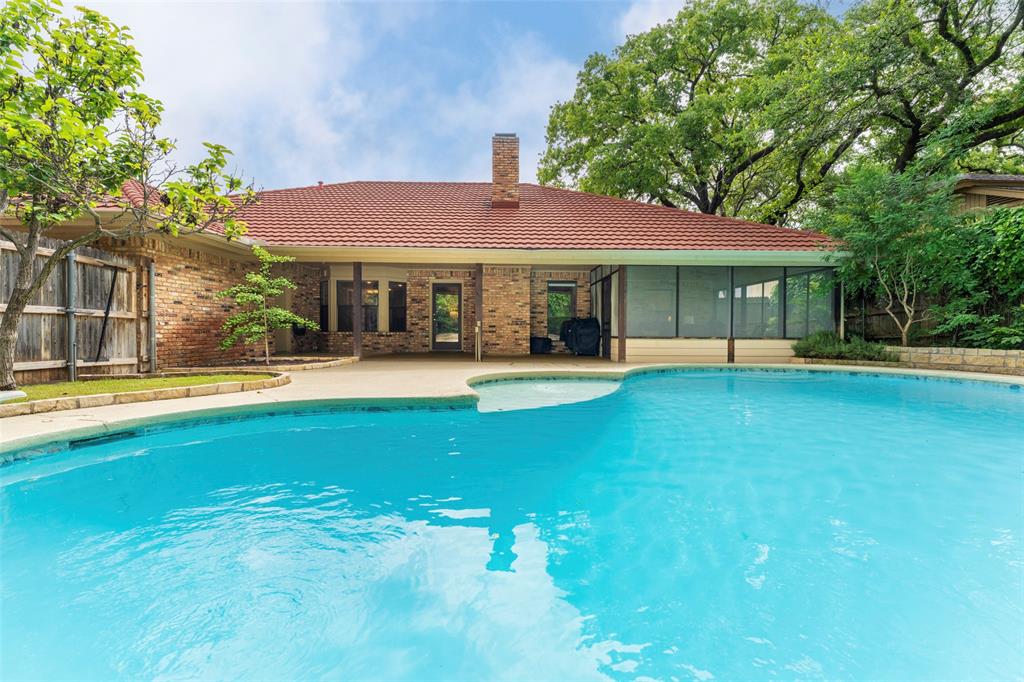 Enchanted Lake Estate - Residential