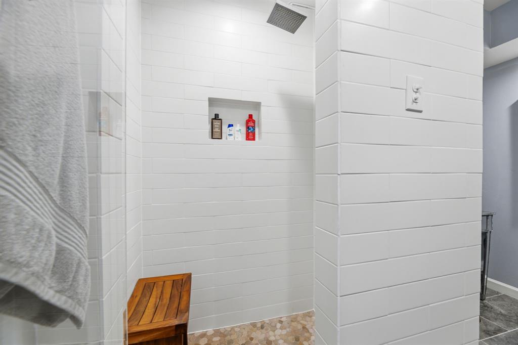 Averill House Condo - Residential