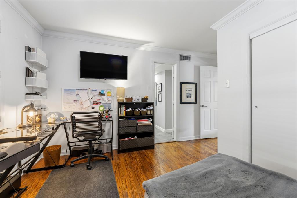Averill House Condo - Residential