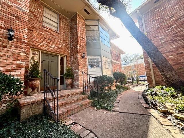 Averill House Condo - Residential